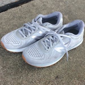 New balance ‘Fresh Foam Arishi’